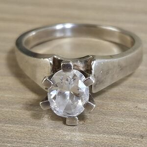 VINTAGE STERLING SILVER 925 CUBIC ZIRCONIA RHINESTONE RING SIZE 9